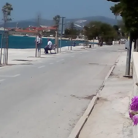 Apartment Ll S Pogledom I Izmedu Splita I Trogira Su Dalmacija Hrvatska