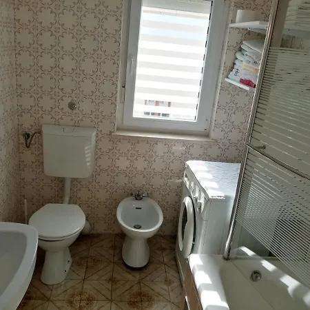 Ll S Pogledom I Izmedu Splita I Trogira Su Dalmacija Hrvatska *