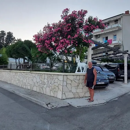 Ll S Pogledom- Odmor Za Dusu I Tjelo Izmedu Splita I Trogira-dalmacija *
