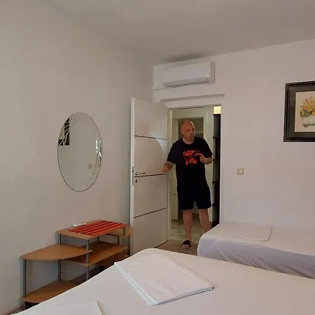 Ll S Pogledom I Izmedu Splita I Trogira Su Dalmacija Hrvatska * Kastela